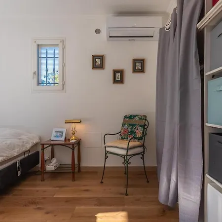 Villa 6 Pers A 150m De La Saint-Raphael (Var)